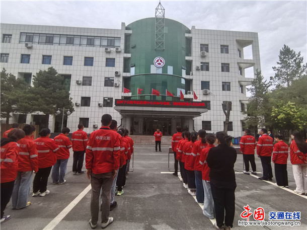 集结队伍现场，魏武君摄