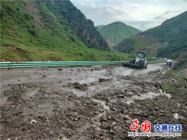伊犁公路事业发展中心则克台养护所管养S316线K16+010-K21+810段发生水毁险情