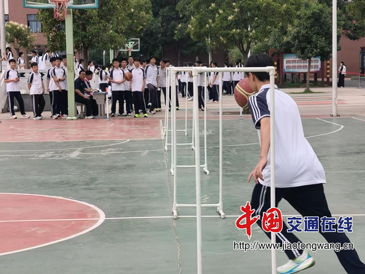 initpintu_副本